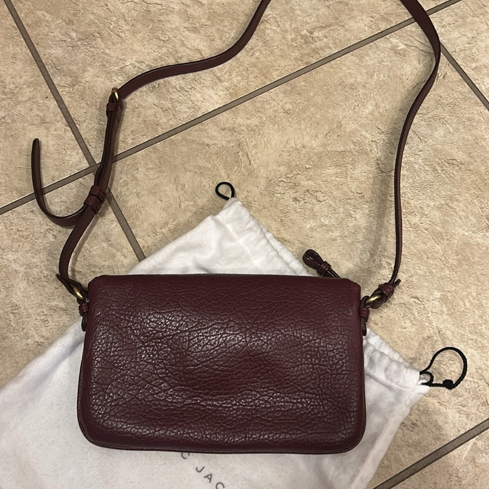 Marc Jacobs Burgundy Leather Crossbody Bag - Picture 4 of 4